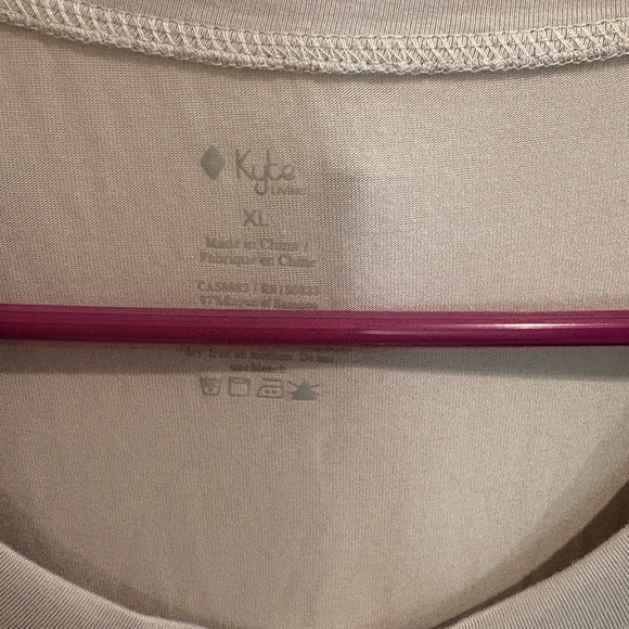 Kyte Women’s Crewneck - Picture 2 of 2